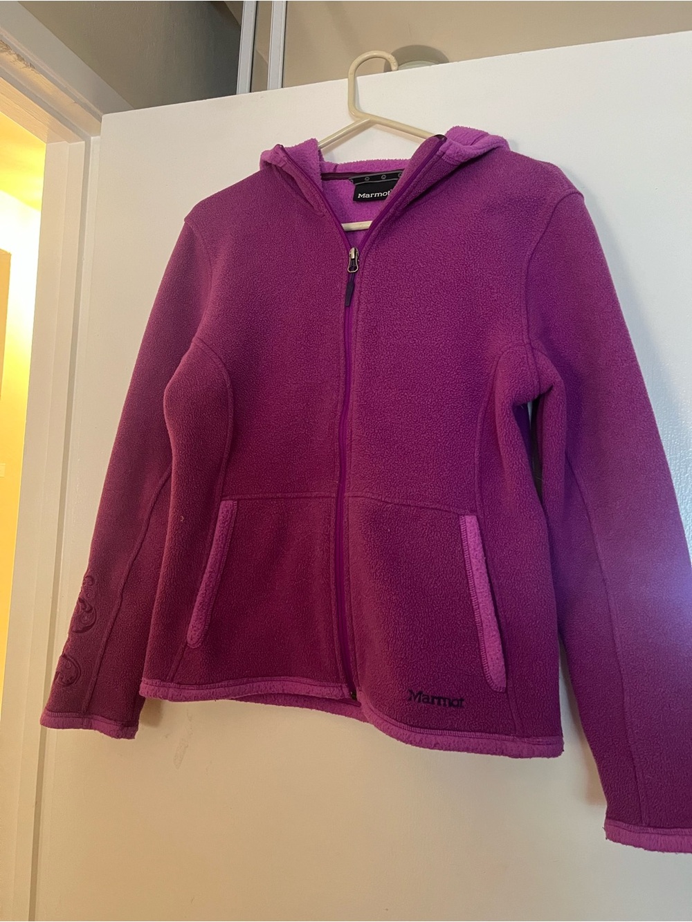 Marmot Women's Full Zip Fleece Hoodie Jacket Purple Magenta Embroidered M